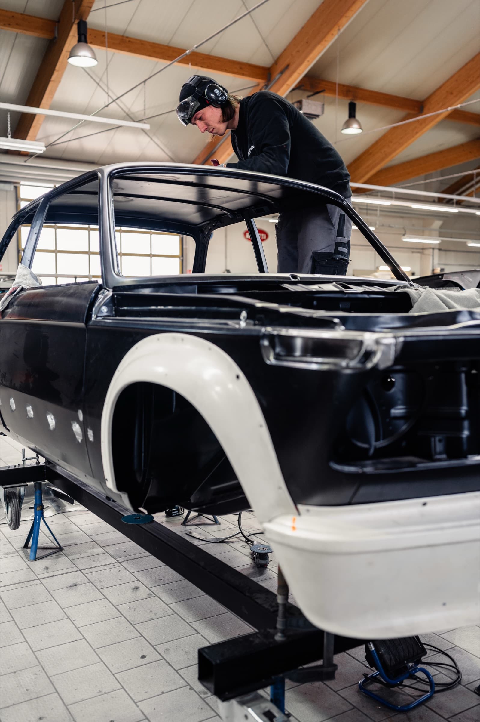 Bavarian Econs 2002 Turbo e wide-body fenders being fitted